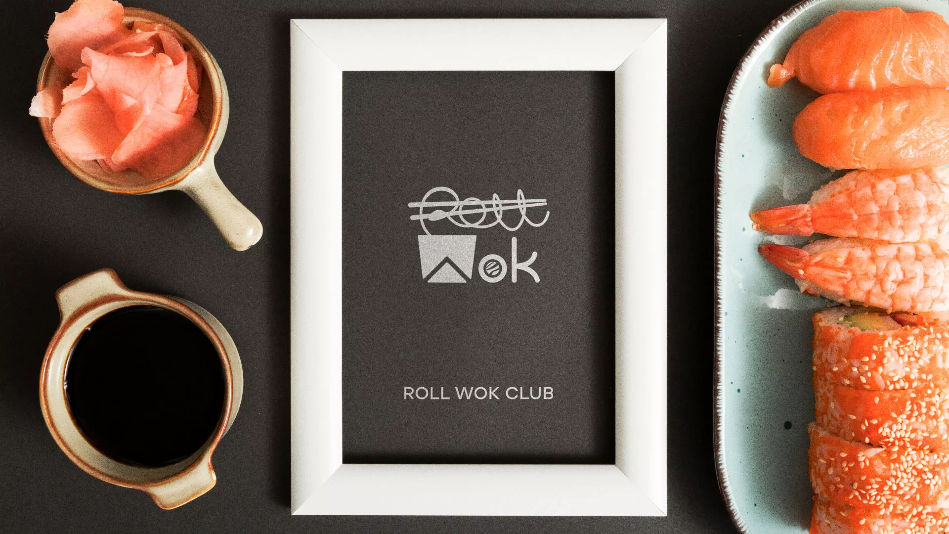 Разработка логотипа суши-бара «Roll Wok Club» в Ярцево